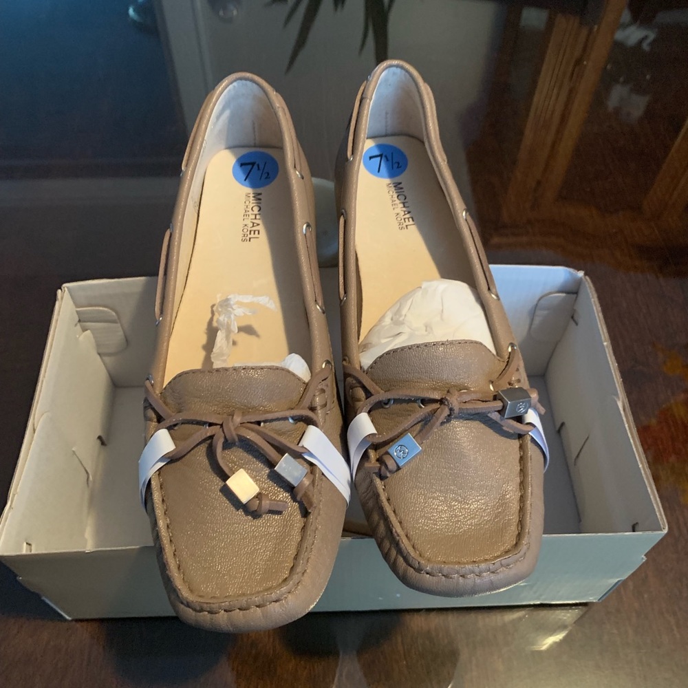 Leather Michael Kors Small Wedge Shoe